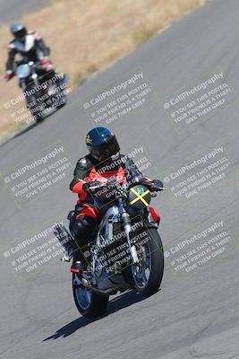 media/Nov-12-2023-Classic Track Days (Sun) [[11f17acb81]]/Group 3/session 2 turn 9/